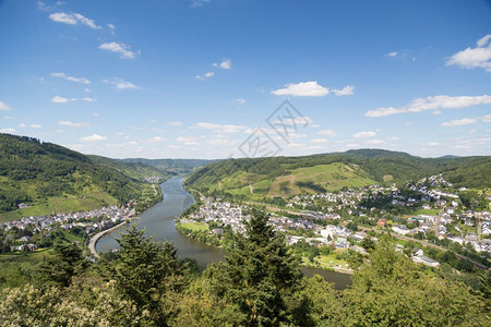 德国布莱附近的Moselle河图片