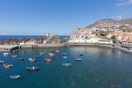 葡萄牙马德拉岛Funchal附近的CamaradeLobos港图片