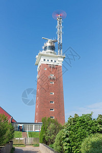 在德国赫尔戈兰岛配备电信设的红灯塔图片