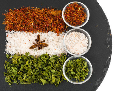 构成印度的各种烹饪香料和草药演播室照片各种烹饪香料和草药构成印度图片