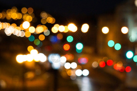 圣诞节夜里街上的灯光图片