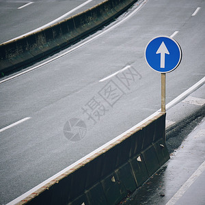 街上交通信号背景图片