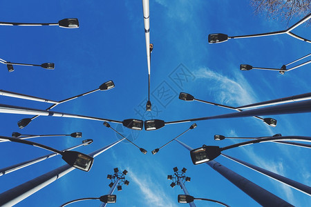 毕尔巴鄂市街道灯光背景图片