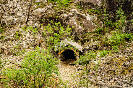 挪威旅游景点路线RyfylkeAllmannajuvet矿区挪威Sauda地区图片