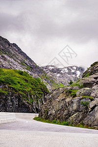穿过山路挪威夏季风景旅游景点路线高卢尔夫杰莱特挪威山路图片