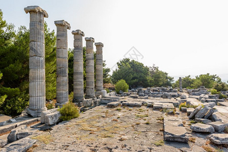 土耳其AydinAydin土耳其普里内Soke土耳其古希腊城Athena寺庙大理石柱图片