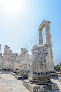 外观阿波罗寺在土耳其艾丁的迪姆马土耳其艾丁的阿波罗寺土耳其艾丁的迪马阿波罗寺图片