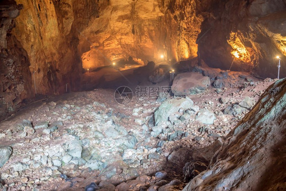 在西里夫克地区深处的天堂洞穴处墨辛土耳其深处的天堂图片