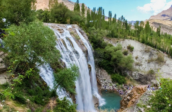土耳其埃尔祖鲁姆托尔图姆的托尔图姆瀑布景观图尔图姆的图尔图姆瀑布景观图片