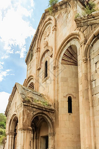 Oshki或OshkVank的外观圣约翰浸信会教位于土耳其埃尔祖鲁姆省乌兹桑迪市的Uzundedistrist图片