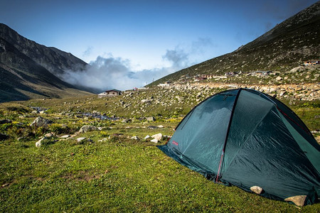 土耳其Rize的黑人帐篷土耳其Rize的Kackar山顶的黑人帐篷图片