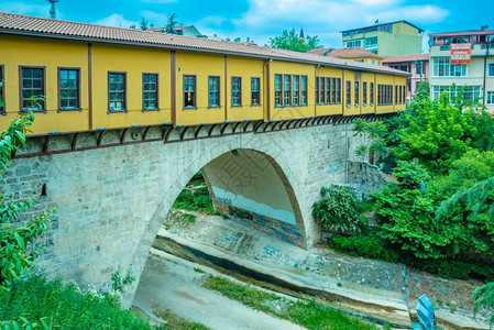 2018年5月日土耳其布尔萨历史的伊甘迪桥高分辨率全方位图片