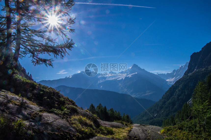 法国阿尔卑斯山地貌高清图片下载-正版图片307209364-摄图网
