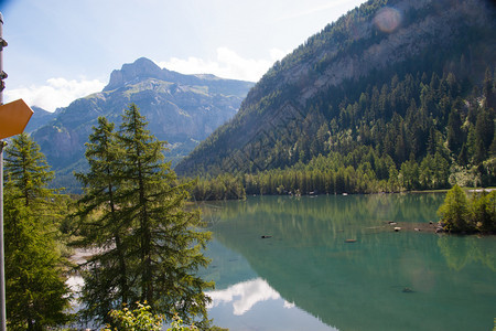 德博朗瓦拉斯瑞士背景图片