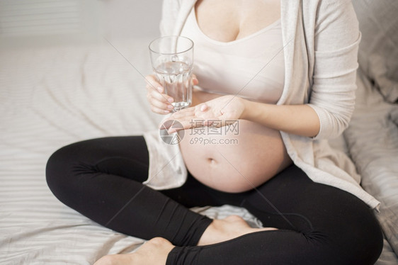 孕妇产前状态图片