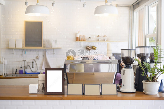 现代咖啡厅室内设计的概念装饰图片