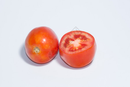 番茄白背景背景图片
