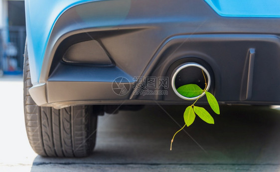 废气排泄物燃料中绿色叶的环境概念使用高效的废气代替烟雾有助于阻止二氧化碳的产生图片
