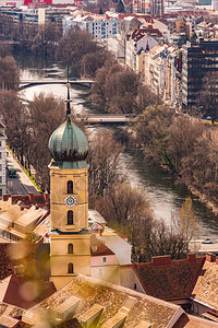 格拉茨城的著名建筑景观穆尔河旅游目的地垂直照片格拉茨城的著名建筑景观穆尔河垂直照片图片