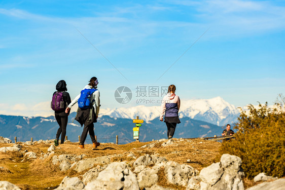 20年3月1日奥地利圣拉代根德格拉茨Schockl山景格拉茨施蒂里亚旅游景点奥地利山顶旅游景点格拉茨施蒂里亚Schockl山景点图片