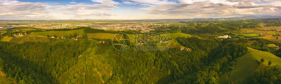 莱布尼茨市美酒国航空全景奥地利施蒂里亚南部旅游目的地市景旅游目的地图片