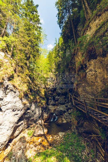 参观Mixnitz沿山流的瀑布远足路线旅游地点奥利施蒂里亚旅游目的地沿山流Mixnitz瀑布路线旅游目的地图片