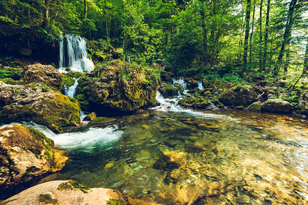 Mixnitz森林的瀑布奥地利旅游目的图片