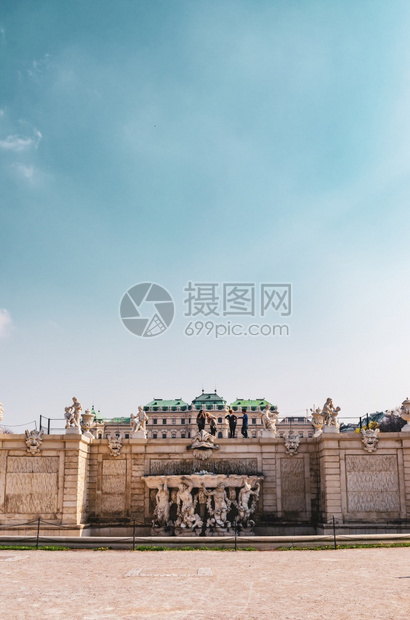 2013年4月日维也纳奥地利贝尔韦德雷宫和喷泉及之景图片