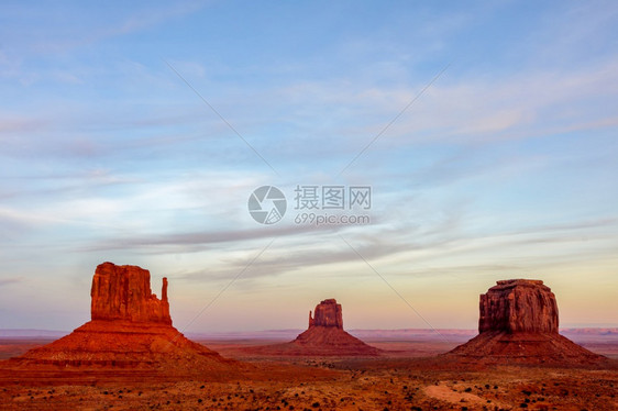 美国犹他州古迹谷的风景图片