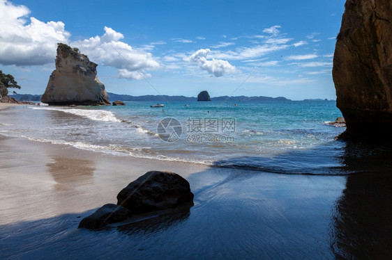 海平附近大教堂科夫海滩图片