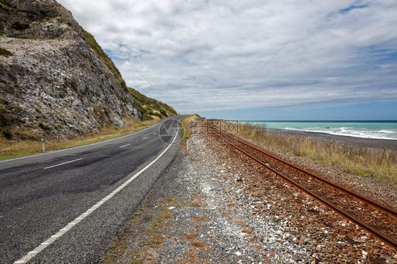 新西兰的空公路和铁图片