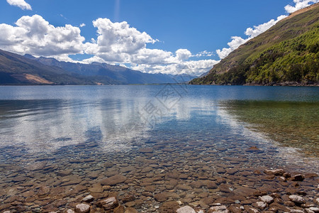 新西兰瓦纳卡湖景象图片