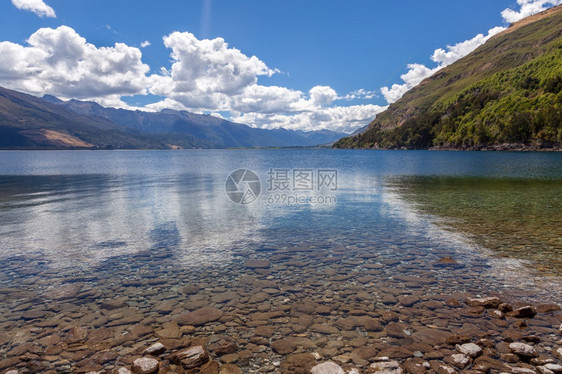 新西兰瓦纳卡湖景象图片