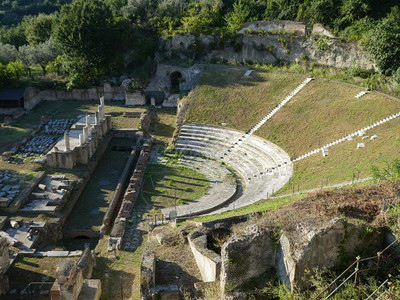 意大利塞萨奥伦卡的古罗马剧院塞萨奥伦卡罗马剧院图片