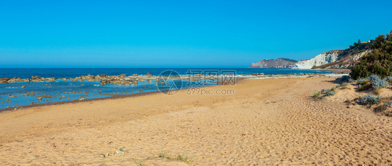 桑迪海滩在著名的白色悬崖下叫做ScaladeiTurchi在意大利阿格里根托附近的西里图片
