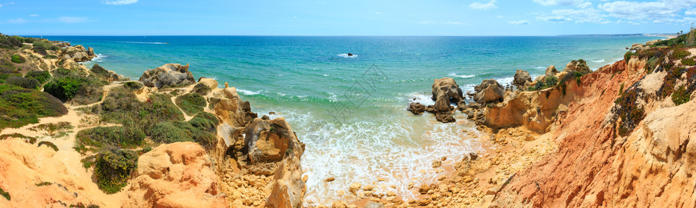 夏季大西洋岩石海岸风景葡萄牙阿尔加夫布费拉郊区全景图片