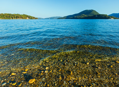 美丽的夏令营莱夫卡达海岸线景观尼德里希腊爱奥尼亚海图片