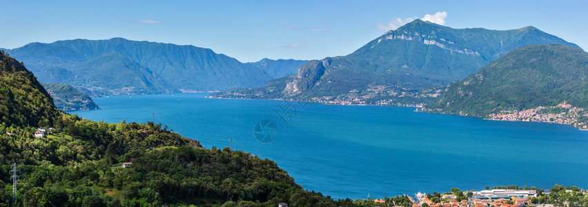 阿尔卑斯湖科莫山夏季风景顶意大利全景图片