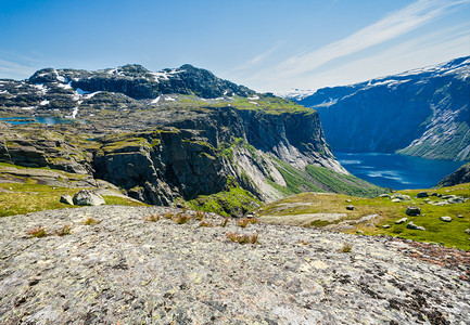 夏季Roldal高地高原和Ringedalsvatnet湖山脉景观挪威从Odda徒步旅行到Trolltunga图片