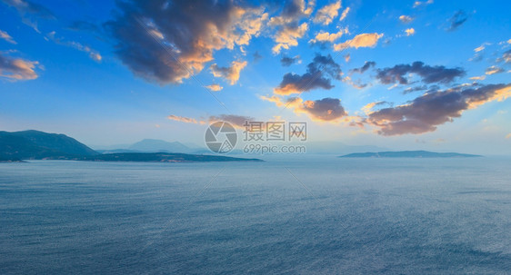 Lefkas岛海岸全景色希腊里夫卡达伊奥尼亚海的南边日落斗篷图片