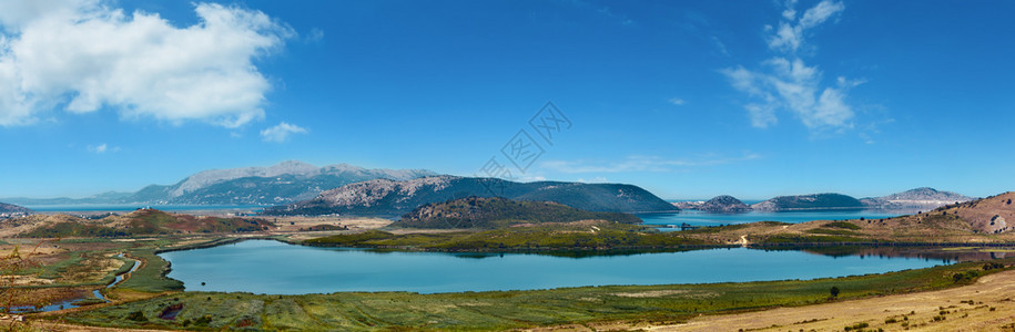 阿尔巴尼亚布特林公园的大盐湖和Vivari沙网多发缝合高分辨率全景图片