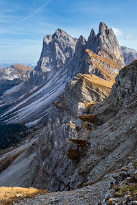 摄影秋天阿尔卑斯山景著名的意大利多洛米特斯塞达巨石SassRigaisSudtirol意大利美丽的旅游季节和自然美貌概念场景图片