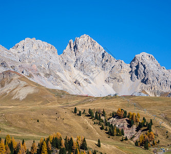 Dolomites山顶图景来自意大利特伦蒂诺多洛米特阿尔卑斯的SanPellegrinoPass环境图片