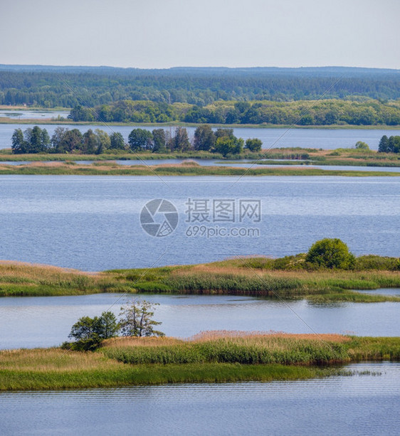Dnipro河开阔的海岸夏季地貌Kaniv水储藏基辅地区乌克兰图片