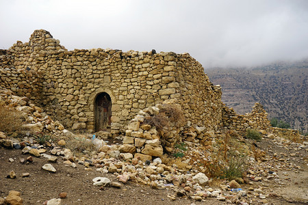 约旦Dana村被毁房屋图片