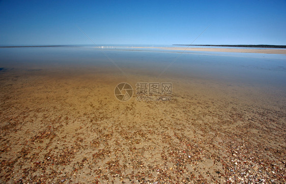 温尼伯湖沿岸沙滩图片