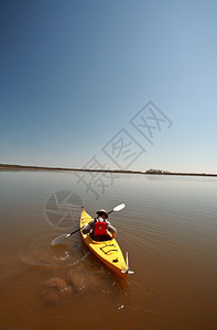 马尼托巴省的Kayaking图片