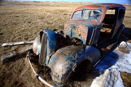 萨斯喀彻温地区老旧汽车图片