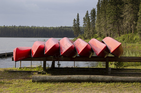 加拿大萨斯喀彻温省独木舟租赁图片
