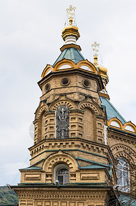 前往高加索矿产水域地区Pyyatigorsk市圣右拉扎鲁斯殿东正教区入口塔图片